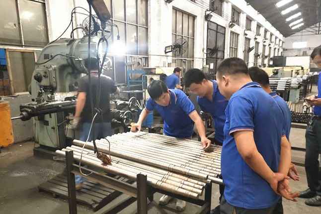 江南体育(中国)官方网站-JN SPORTS每周对各个工序进行质量监督检验的现场。